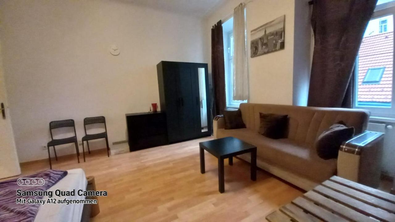 Vienna Center Studio Apartamento Exterior foto